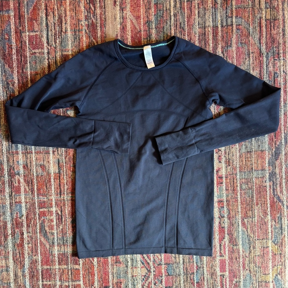 Ivivva (Lululemon) Girls’ Size 14 Long Sleeve Athletic Top
